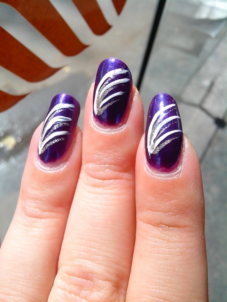 simple-cool-dessins-ongles-82_15 Simple cool nail designs