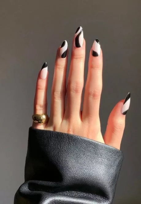 dessins-pour-ongles-noirs-16_3-11 Designs for black nails