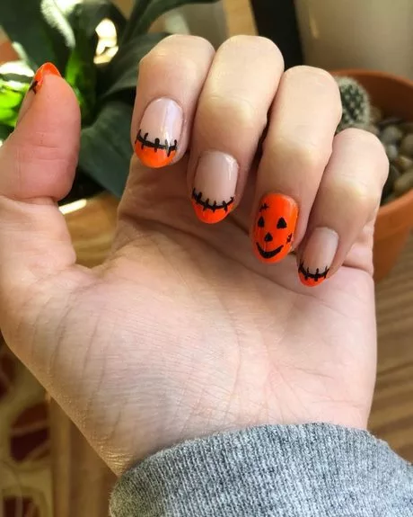 nail-art-facile-halloween-74_3-12 Easy nail art halloween
